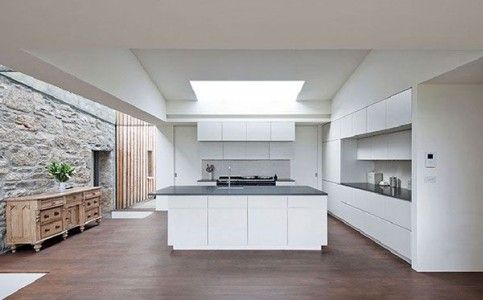 بازسازی یک کلبه ی قدیمی و تبدیل آن به ویلا