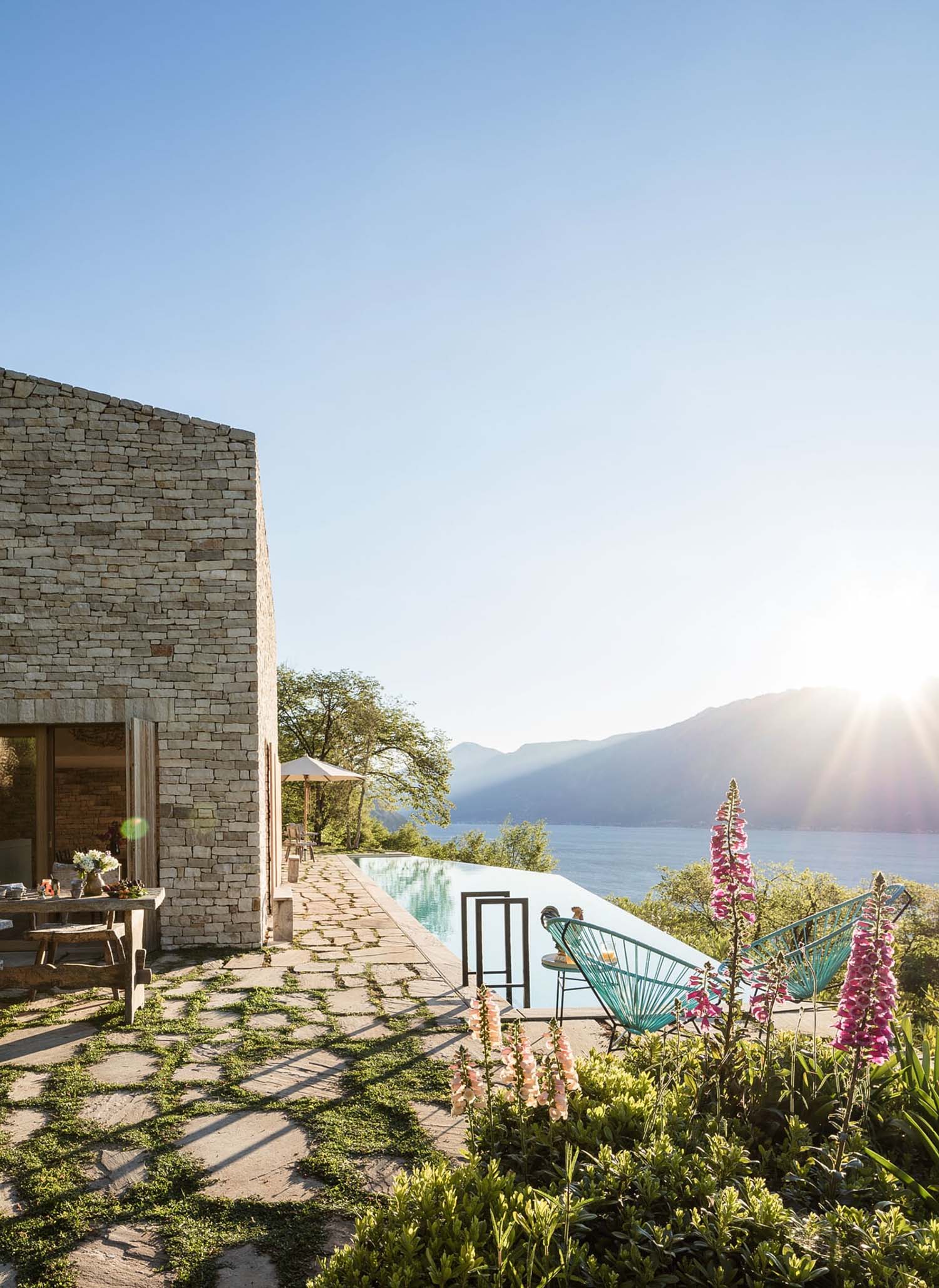 طراحی ویلای سنگی01