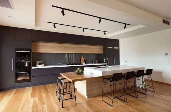 رنگ بندی کابینت در آشپزخانه
