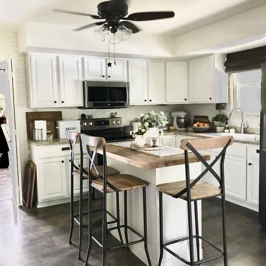 کابینت جزیره و اوپن آشپزخانه11