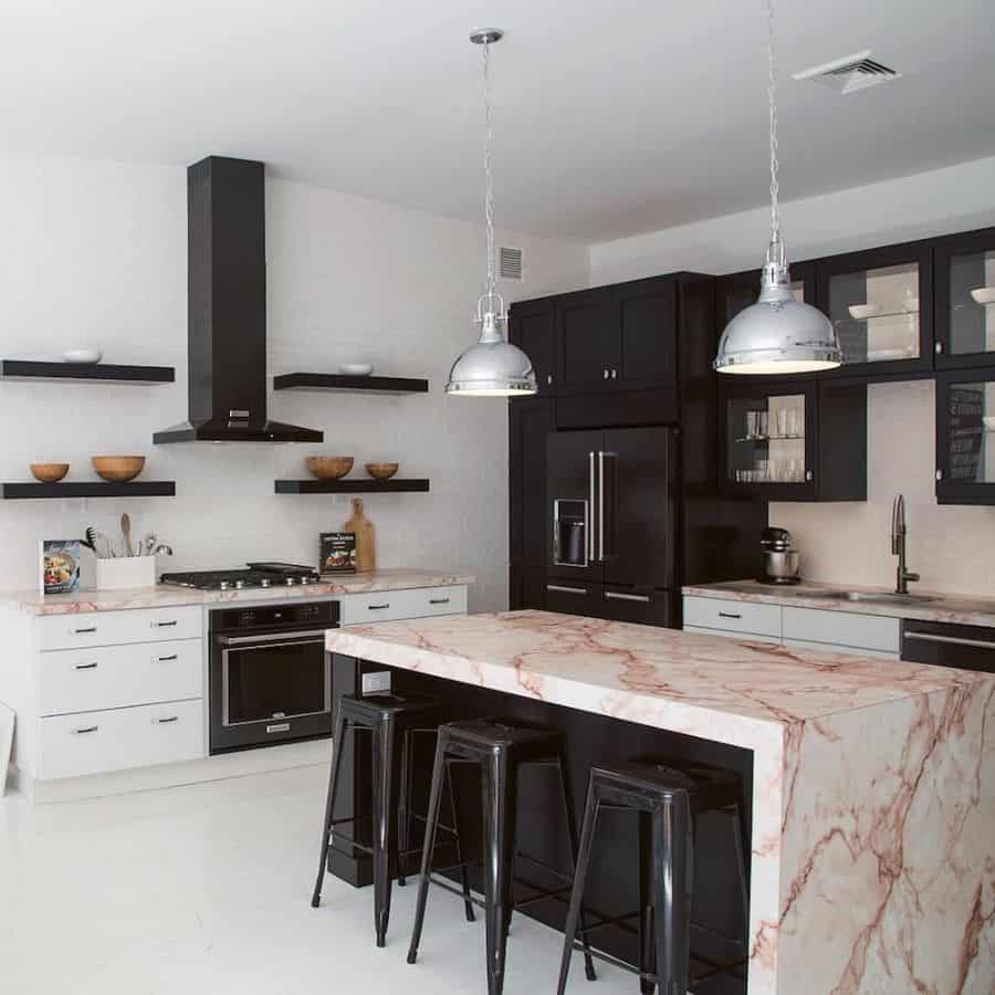 کابینت جزیره و اوپن آشپزخانه22