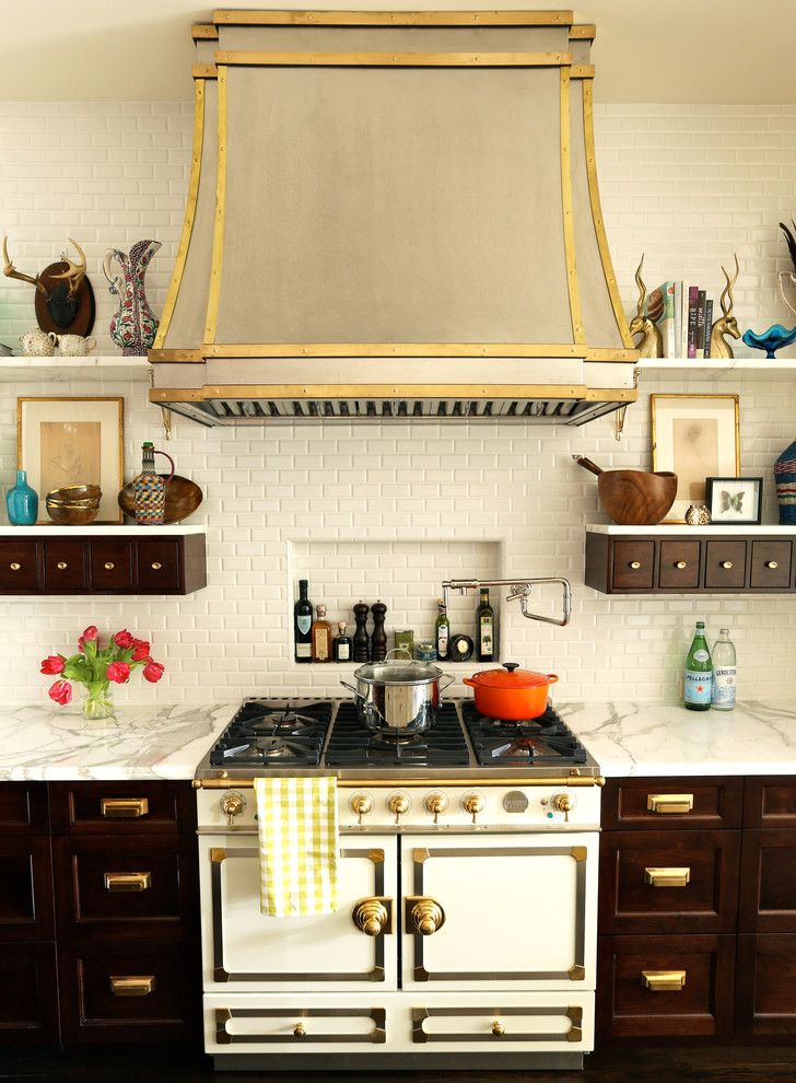 کابینت به رنگ چوب تیره06