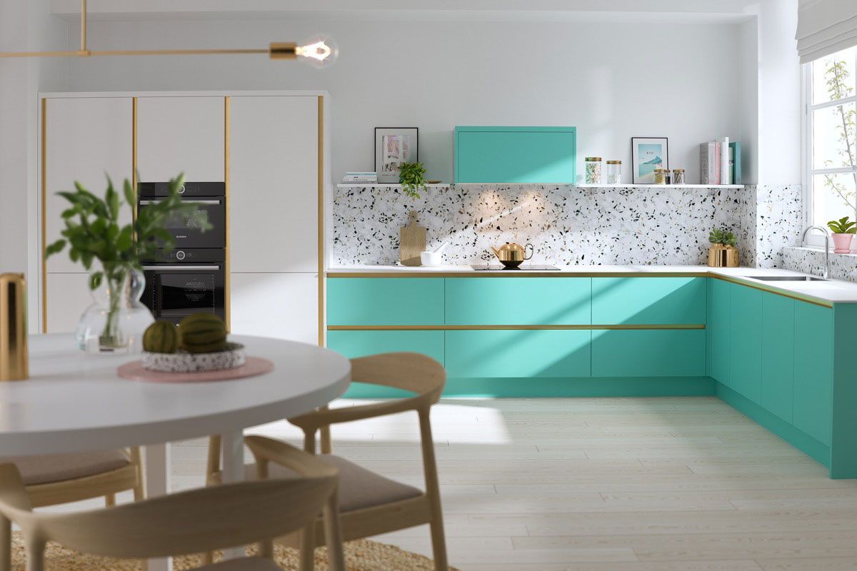 آشپزخانه با دو دیوار کابینت خور