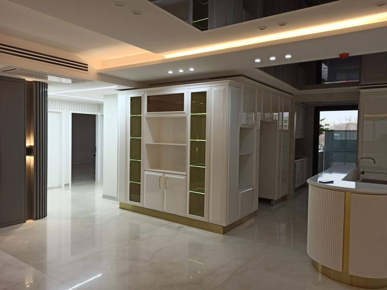 طراحی و اجرای واحد ۲۹۰ متری خیابان جابر انصاری اصفهان
