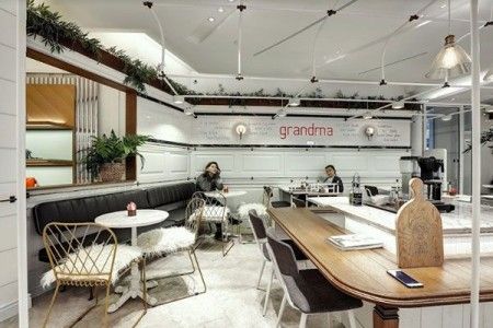 طراحی کافی شاپ و نان فانتزی پزی مادربزرگ