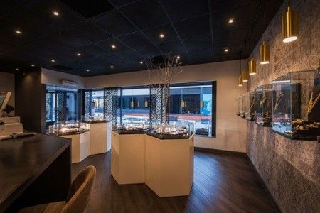طراحی فروشگاه طلا و جواهر در انگلیس